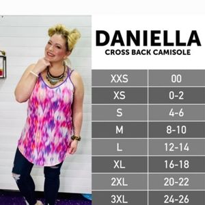 NWT LULAROE DANIELLA